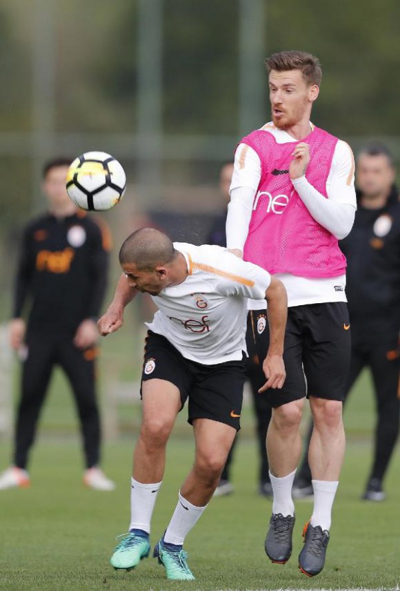 Galatasaray, Aytemiz Alanyaspor maçı hazırlıklarına başladı 