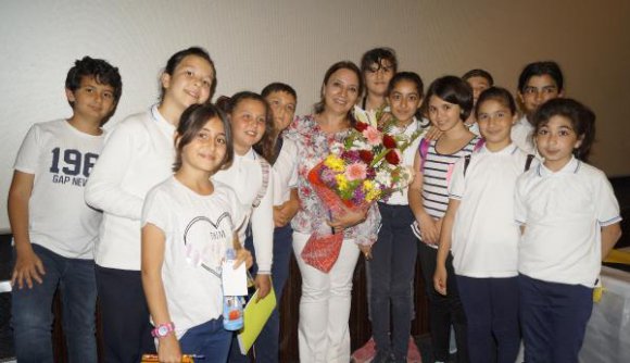 Yazar Tatlıbal Finike'de konferans verdi