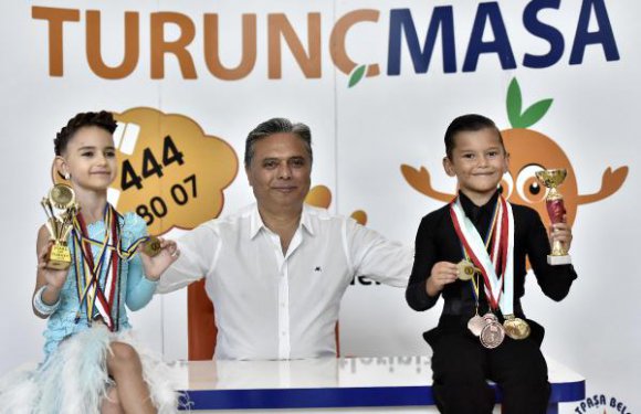 Dansın minik şampiyonları
