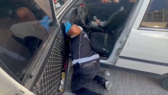 TURİZM BÖLGELERİNE YAPILAN UYUŞTURUCU TİCARETİNE POLİSTEN DARBE