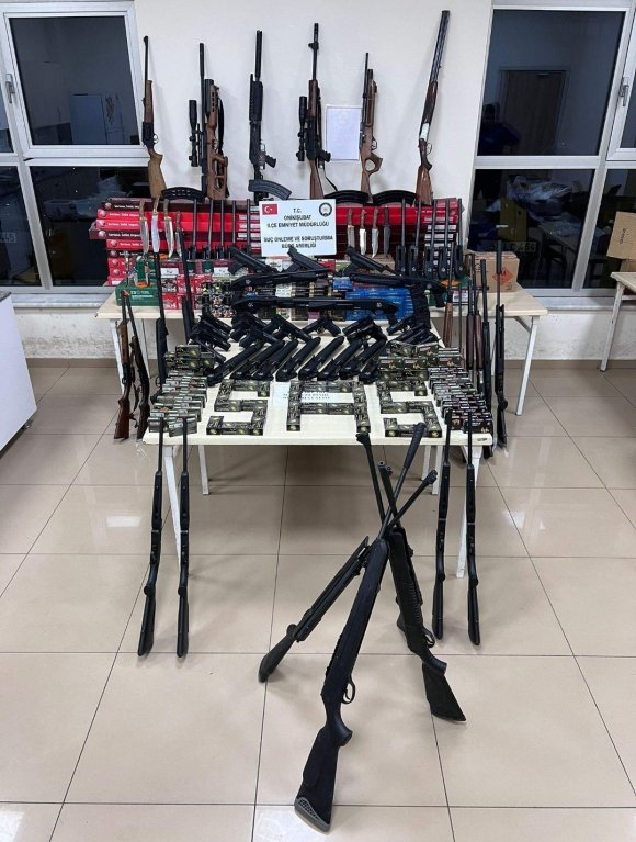 ÇEŞİTLİ SUÇLARDAN YAKALANAN ŞÜPHELİLERDEN 46’SI TUTUKLANDI