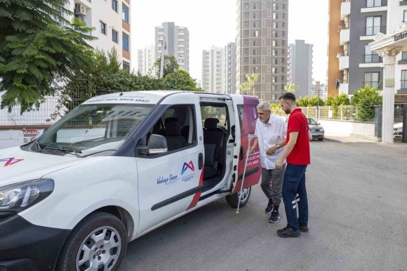 MERSİN’DE ONKOLOJİ HASTALARINA ÜCRETSİZ SERVİS HİZMETİ