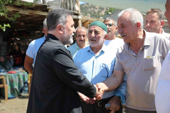 AK PARTİ ADANA İL BAŞKANI DAĞLI, TUFANBEYLİ’DE VATANDAŞLARI DİNLEDİ
