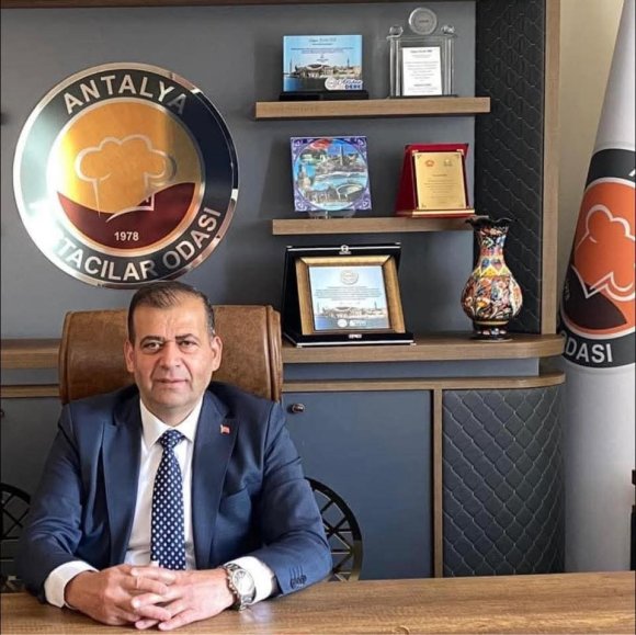 PASTANEDEKİ TARTIŞMA KAVGAYA DÖNÜŞTÜ: 3 ÖLÜ