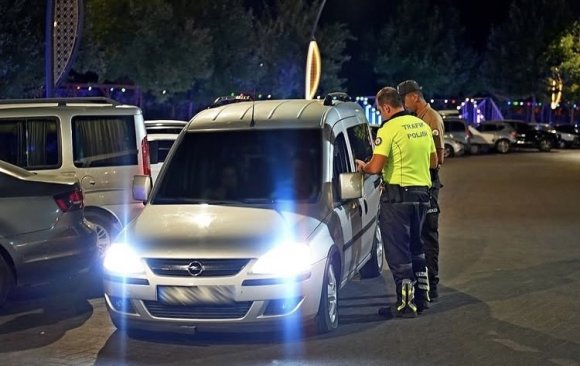 ISPARTA’DA 358 ŞAHIS SORGULANDI, 11 ARACA İDARİ İŞLEM UYGULANDI