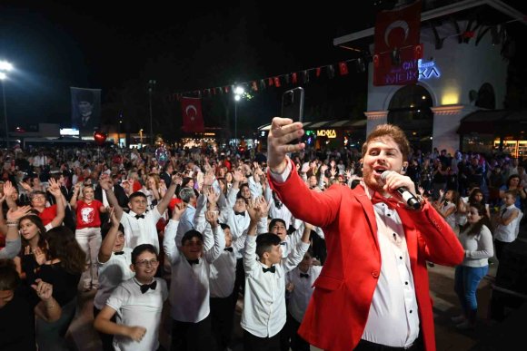 KEMER’DE 30 AĞUSTOS COŞKUYLA KUTLANACAK