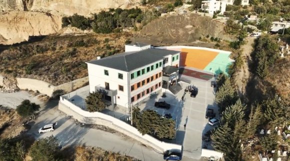 DEFNE’DE YAPIMI TAMAMLANAN DURSUNLU GAZİ İLKOKULU/ORTAOKULU EĞİTİM DÖNEMİNE HAZIR