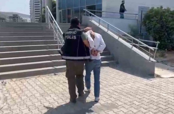 İSKENDERUN’DA UYUŞTURUCU SUÇUNDAN ARANAN ŞAHIS YAKALANDI