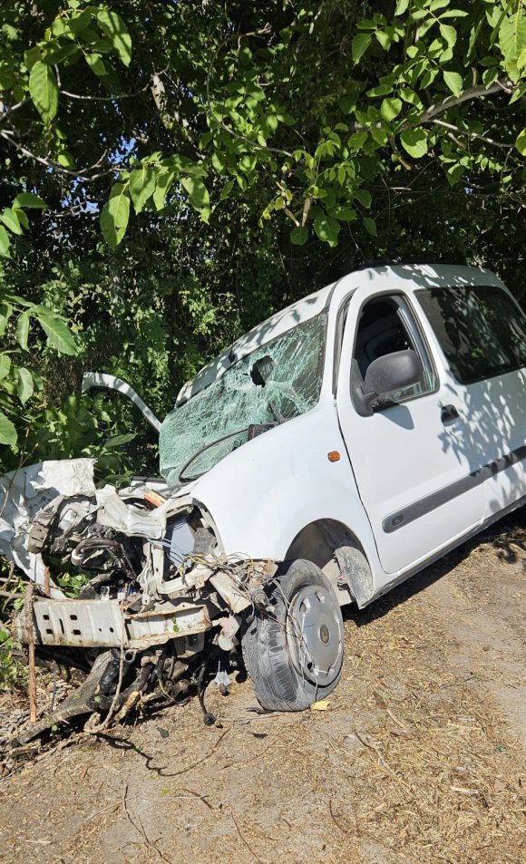 BURDUR’DA OTOMOBİL İLE KAMYON ÇARPIŞTI: 1 ÖLÜ