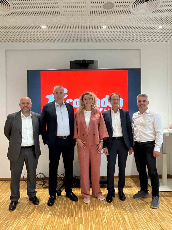 CORENDON AİRLİNES, FRANKFURT HAVALİMANI’NA AÇTIĞI YENİ OFİSİYLE ALMANYA PAZARINDAKİ ETKİSİNİ ARTTIRMAYI AMAÇLIYOR