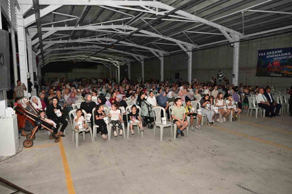 ISPARTA BELEDİYESİ YAZ SİNEMASI ETKİNLİĞİ DEVAM EDİYOR