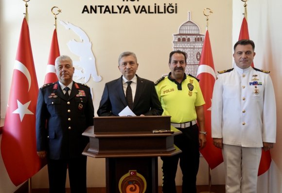 ANTALYA’DA AĞUSTOSTA MEYDANA GELEN 11 BİN 278 ASAYİŞ OLAYINDAN YÜZDE 96’SI AYDINLATILDI