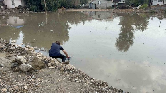 SON 65 YILIN EN KURAK DÖNEMİNİN YAŞANDIĞI HATAY’DA SAĞANAK YAĞIŞ YOLLARI GÖLE ÇEVİRDİ