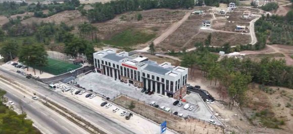 YAYLADAĞI HÜKÜMET KONAĞI KAMU KURUMLARINI TEK ÇATI ALTINDA TOPLADI