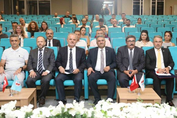 ALKÜ’DE "SINAİ MÜLKİYET VE TİCARİLEŞME" KONULU SEMİNER DÜZENLENDİ