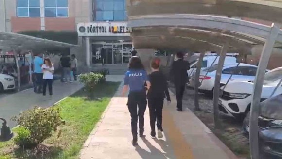 HATAY’DA HAPİS CEZASI İLE ARANAN 2 KİŞİ YAKALANDI