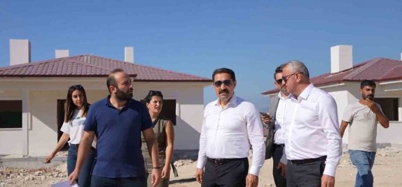 ŞEKERE BÖLGESİNE İNŞA EDİLEN KÖY EVLERİNDE SONA GELİNDİ