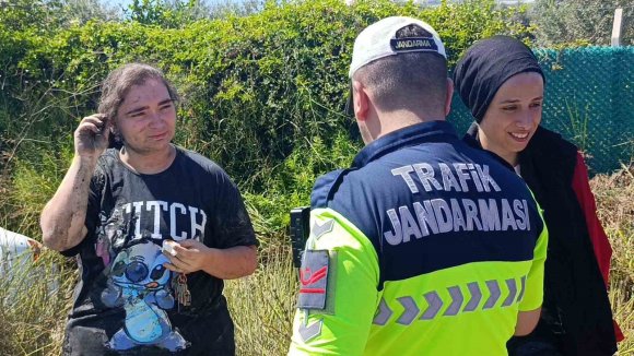 SULAMA KANALINA UÇAN OTOMOBİLİN SÜRÜCÜSÜ KAZAYI YARA ALMADAN ATLATTI