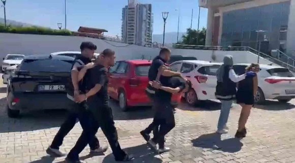 İSKENDERUN’DA HAPİS CEZASI İLE ARANAN 4 KİŞİ YAKALANDI