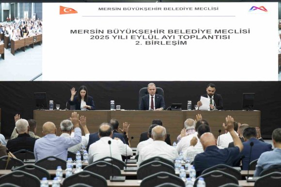 SEÇER: "HİZMETLERİMİZİ VATANDAŞ ODAKLI YAPIYORUZ"