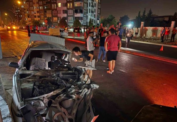 MERSİN’DE FECİ KAZA: 1 ÖLÜ, 8 YARALI