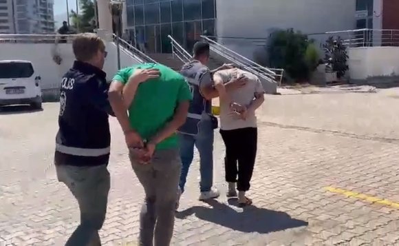 İSKENDERUN’DA HIRSIZLIK YAPAN 2 KİŞİ YAKALANDI