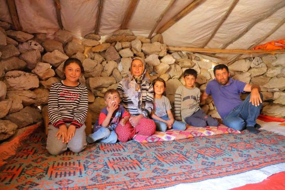 YAZ YAYLALARDA GEÇTİ: YAYLACILAR DÖNÜŞE HAZIRLANIYOR