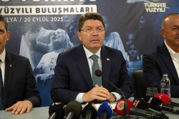 ADALET BAKANI TUNÇ: "BUGÜNKÜ YARGI DARBECİYE, VESAYETÇİYE GEÇİT VERMİYOR"