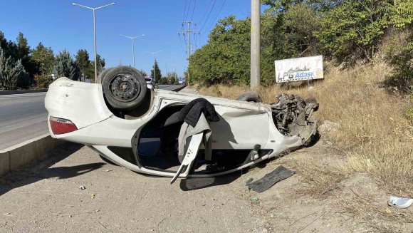 BURDUR’DA OTOMOBİL TAKLA ATTI: 1 YARALI