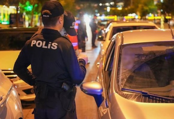 ISPARTA’DA PARK VE MESİRE ALANLARINA GECE DENETİMİ