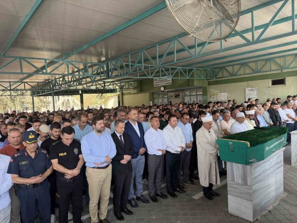 GENÇ YAŞTA BEYİN TÜMÖRÜNE YENİLDİ