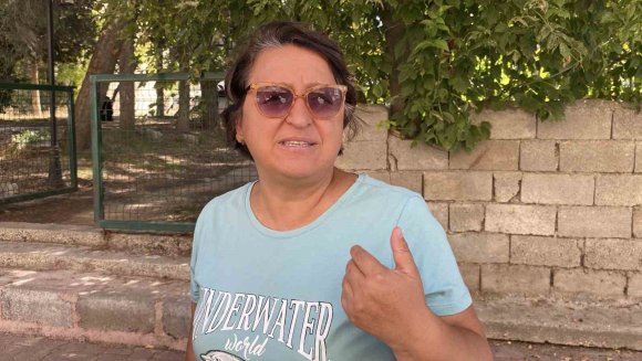 BURDUR’DA SOKAK KÖPEKLERİNİN SALDIRDIĞI KADIN YARALANDI