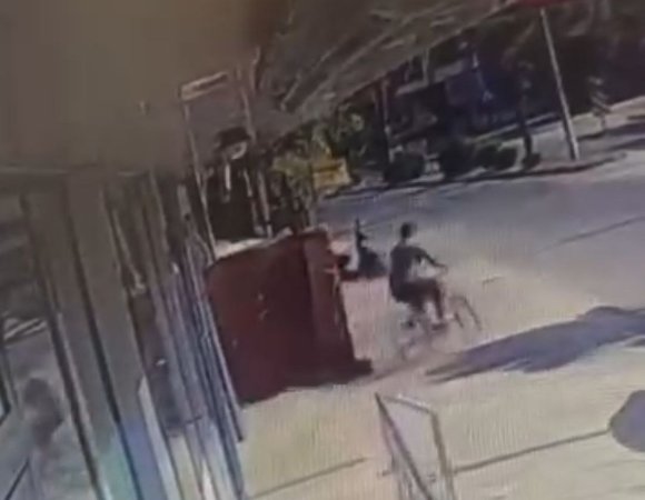 ALIŞVERİŞE GİTTİ BİSİKLETİ ÇALINDI