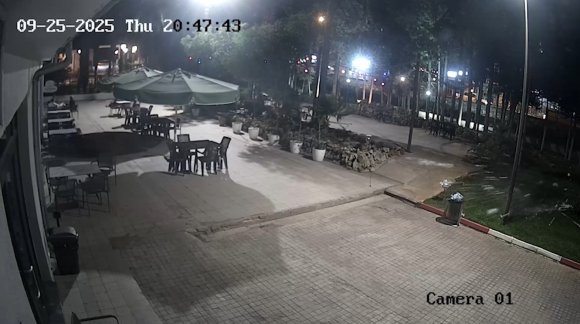 ANTALYA’YA GÖKTEN BUZ KÜTLESİ DÜŞTÜ