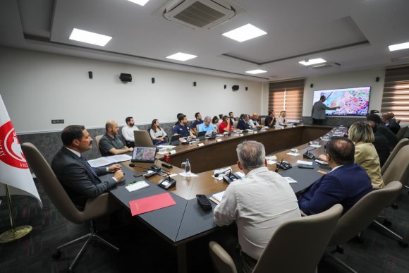 HATAY’DA İHYA VE İNŞA SÜRECİNDE YÜRÜTÜLEN ÇALIŞMALAR DEĞERLENDİRİLDİ