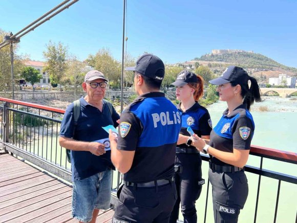 POLİS, VATANDAŞLARI DOLANDIRICILIĞA KARŞI UYARDI