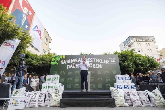 MERSİN’DE ÜRETİCİYE GÜNEŞ PANELİ, TOHUM VE GÜBRE DESTEĞİ