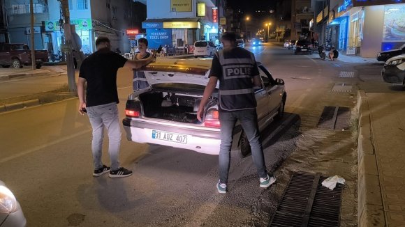 İSKENDERUN’DA 30 BÖLGEDE ASAYİŞ DENETİMİ YAPILDI