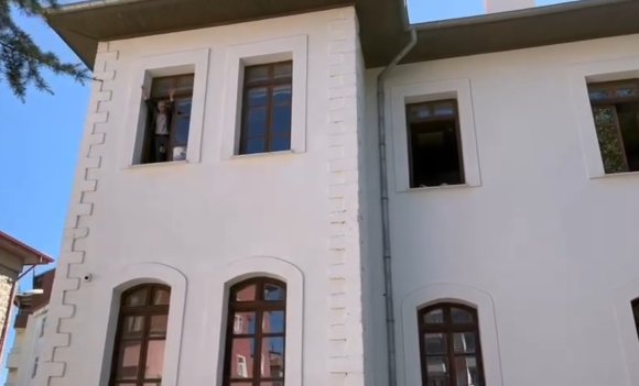 TARİHİ HÜKÜMET KONAĞINDA GERÇEĞİ ARATMAYAN YANGIN TATBİKATI