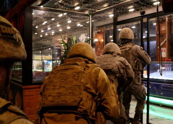 MERSİN MERKEZLİ 6 İLDE 22 MİLYARLIK OPERASYON: 34 TUTUKLAMA