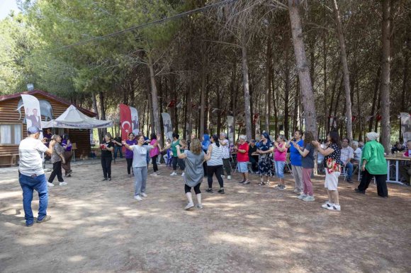MERSİN’DE DÜNYA YAŞLILAR GÜNÜNE ÖZEL ETKİNLİKLER