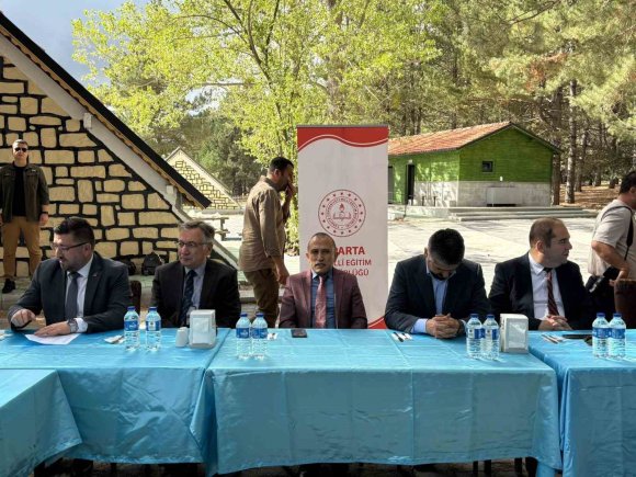 DERS KURAKLIK: ÖĞRETMENLER ARACILIĞIYLA KURAKLIK BİLİNCİ GELECEK NESİLLERE AKTARILACAK