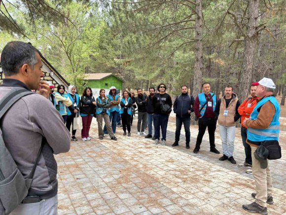 DERS KURAKLIK: ÖĞRETMENLER ARACILIĞIYLA KURAKLIK BİLİNCİ GELECEK NESİLLERE AKTARILACAK