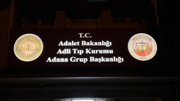 CADDE ORTASINDA BIÇAKLI KAVGA: 1 ÖLÜ