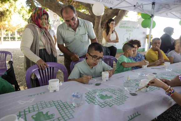 MERSİN’DE SEREBRAL PALSİ FARKINDALIĞI İÇİN ÖZEL ETKİNLİK
