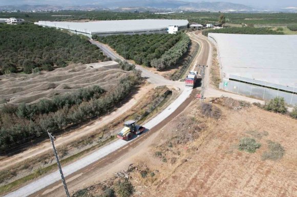 AKDENİZ’İN KIRSALI YENİ YOLLARINA KAVUŞUYOR