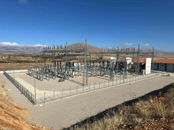 TUFANBEYLİ VE SAİMBEYLİ’YE ENERJİ DESTEĞİ