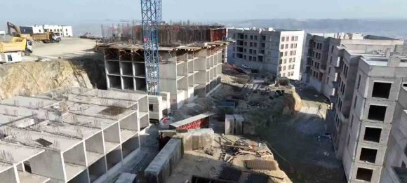 GÜLDEREN MAHALLESİ’NDE 2.ETAP TOKİ KONUTLARI YÜKSELİYOR