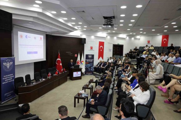 ADASO MECLİS BAŞKANI UÇURUM: "ABD PAZARI TÜRK FİRMALARI İÇİN BÜYÜK FIRSATLAR BARINDIRIYOR"
