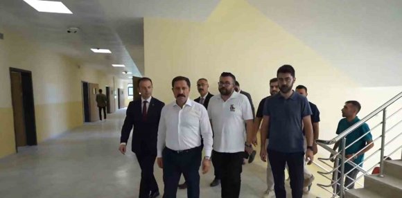 PAYAS’TA 2 OKULUN İNŞAATINDA SONA GELİNDİ